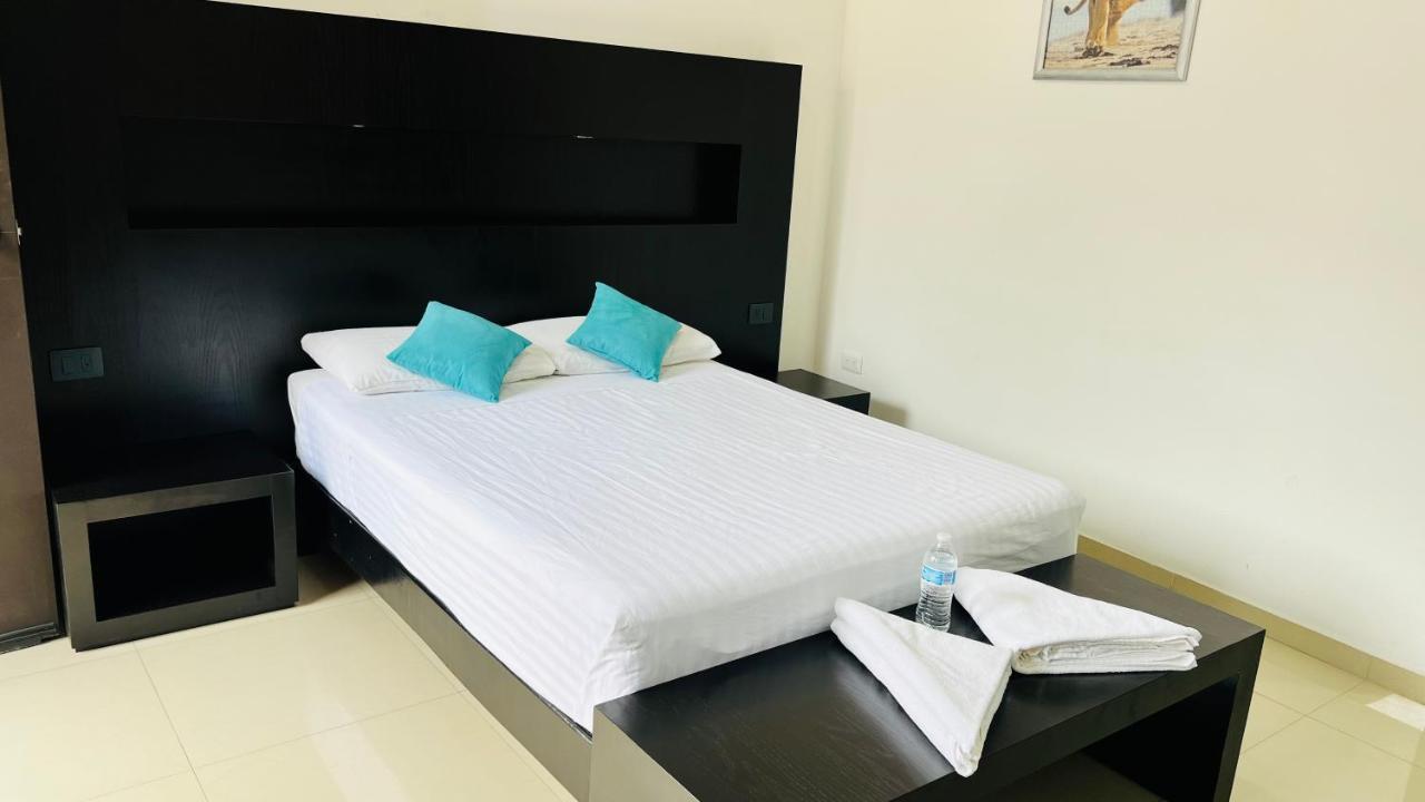 Hotel Villa Pralaya جيوتيبيك المظهر الخارجي الصورة