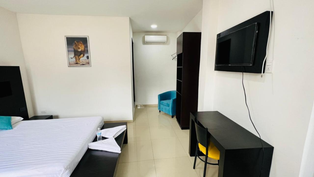 Hotel Villa Pralaya جيوتيبيك المظهر الخارجي الصورة
